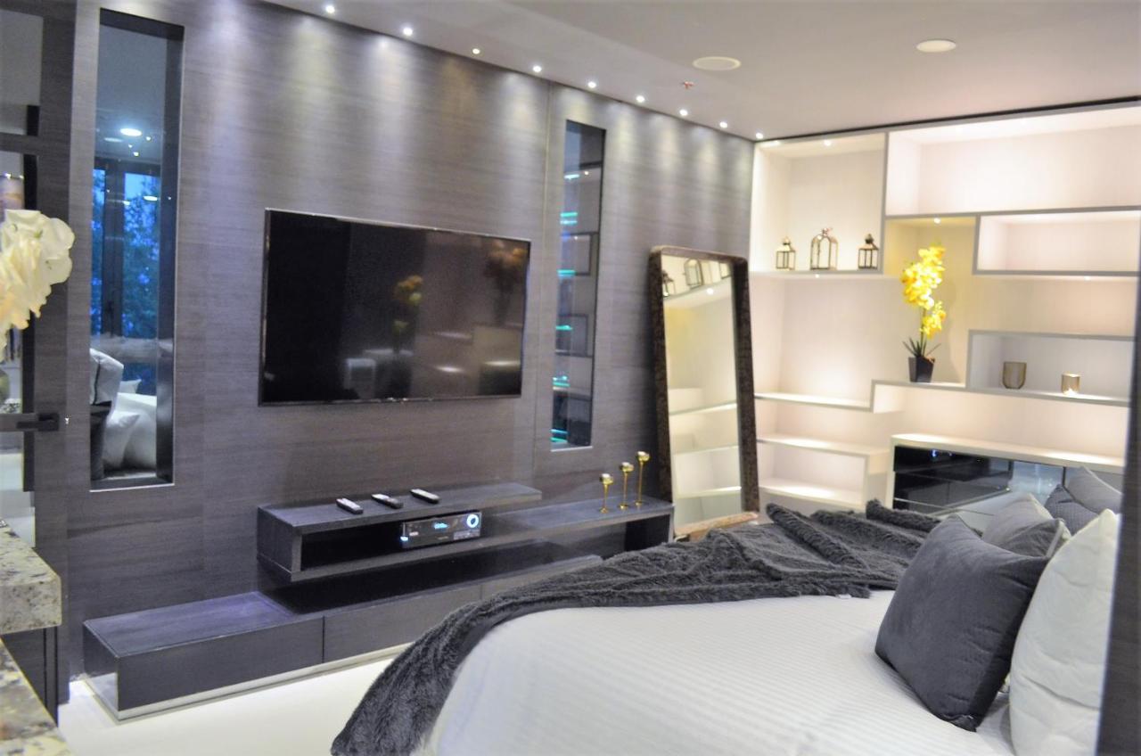 Hotel Paris Luxury Suites Medellin Exterior photo
